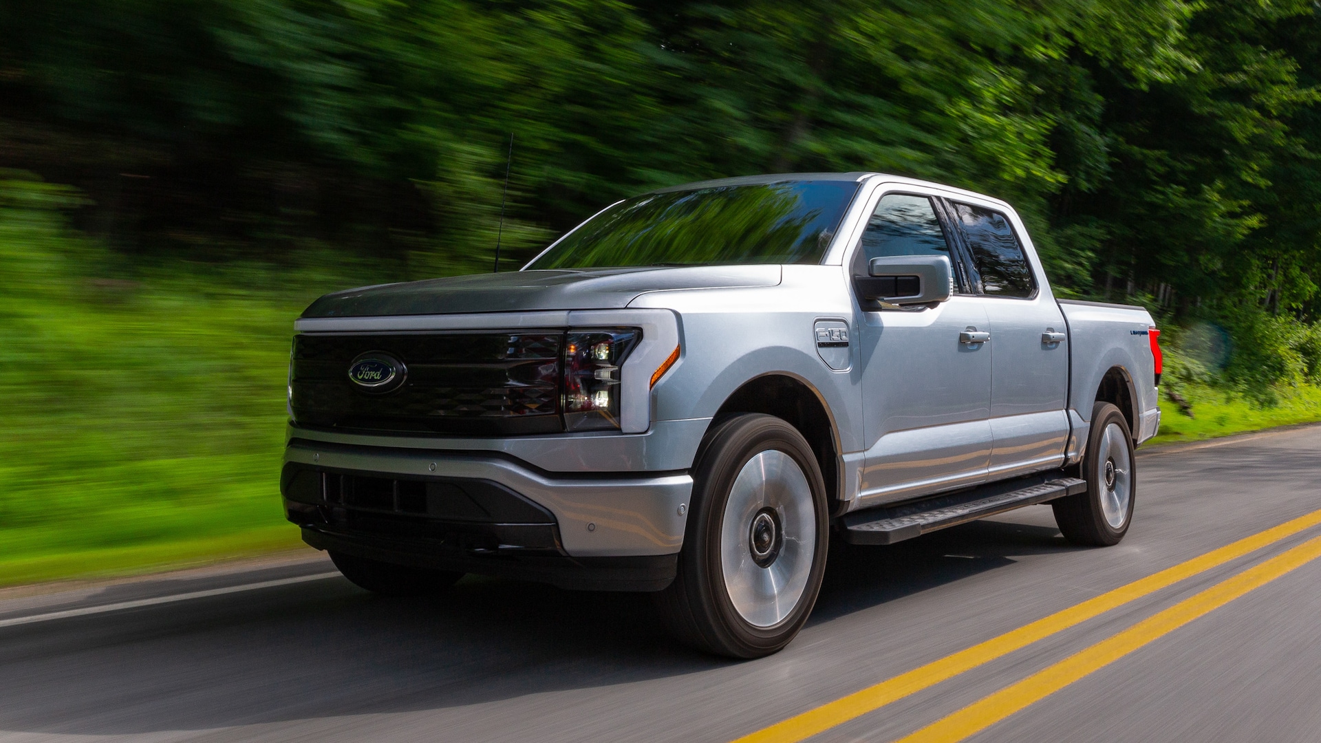 Ford-F-150-Lightning-Platinum.jpg